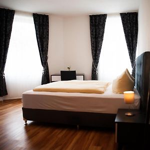 Zimmer mit Queensize-Bett